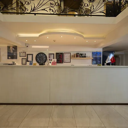 Hotel Mb Esmirna