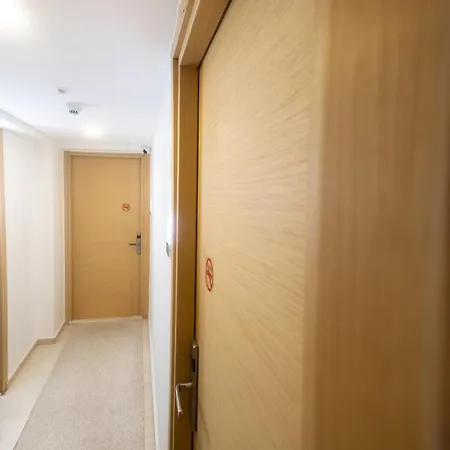Hotel Mb Smirne