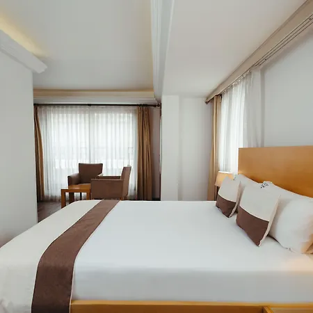 Mb Hotel Smirne