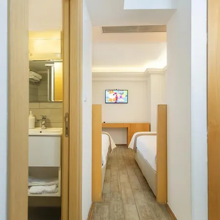 Hotel City 3*
