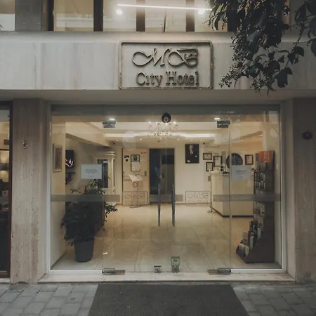 City Hotel